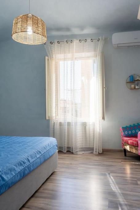 Casa Vacanze L'Angolo Fiorito Bettolle Buitenkant foto