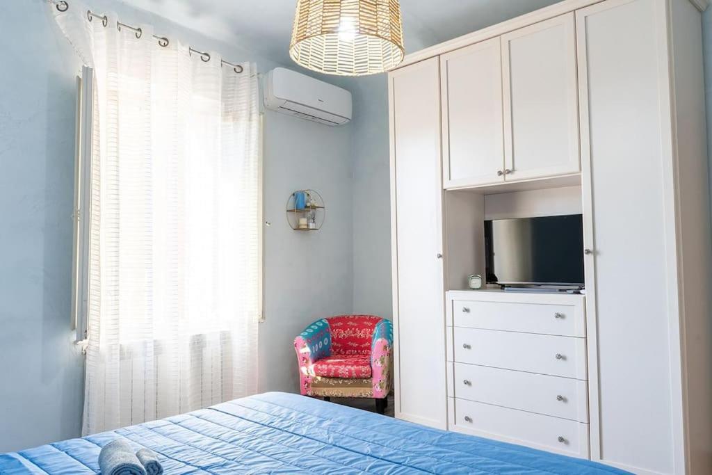 Casa Vacanze L'Angolo Fiorito Bettolle Buitenkant foto